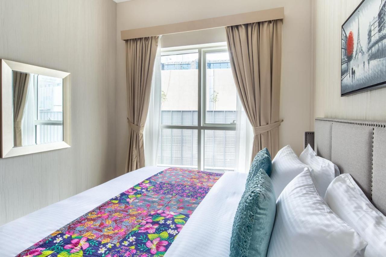 Frank Porter - Mon Reve Dubai Exterior photo